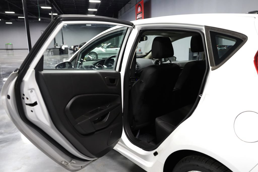 Used 2019 Ford Fiesta SE FWD image 17