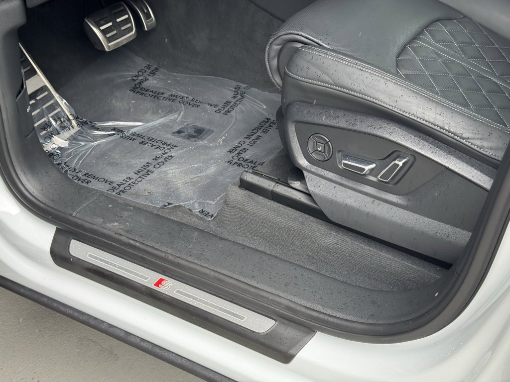 Used 2025 Audi SQ7 Prestige image 25
