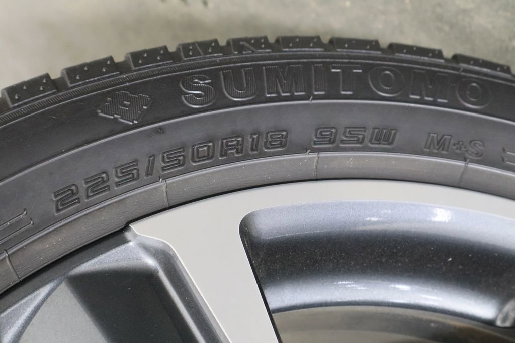 Used 2021 Lexus UX 200 w/ Accessory Package (Z1) image 40