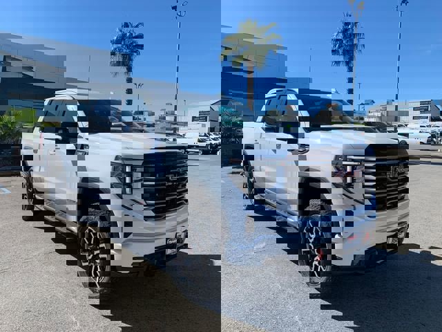 New 2026 GMC Sierra 1500 AT4 w/ AT4 Premium Package image 4