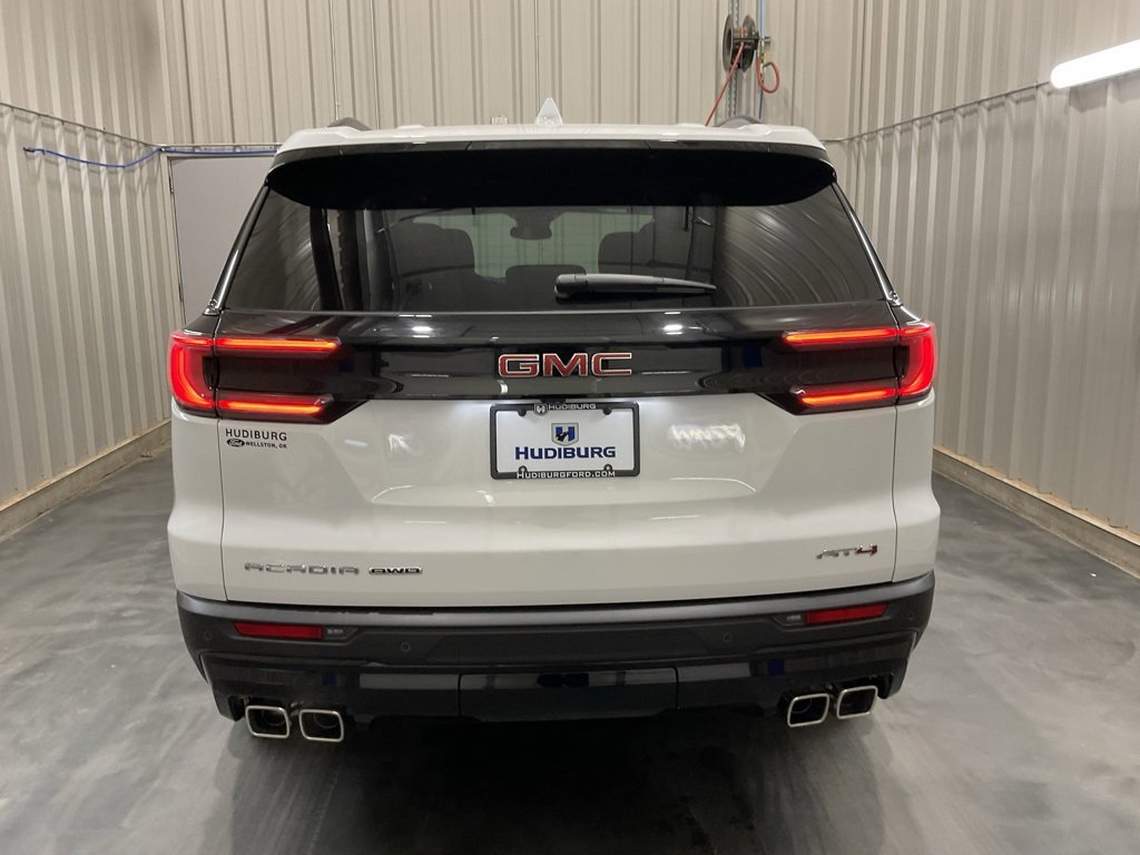 Used 2025 GMC Acadia AT4 image 23