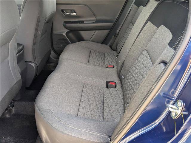 Used 2025 Nissan Kicks SV image 14