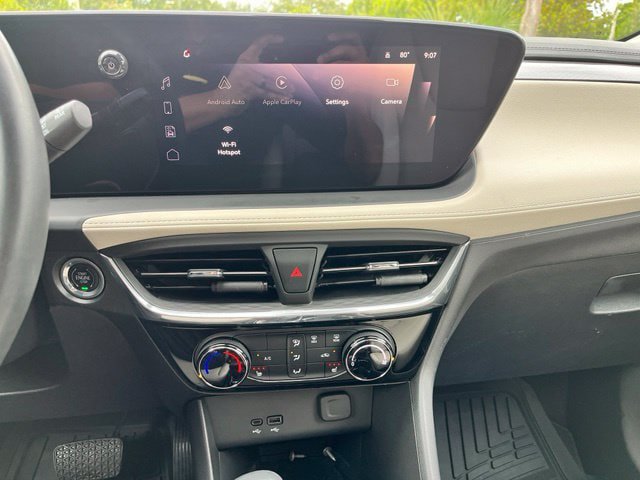 Used 2025 Buick Encore GX Sport Touring w/ Advanced Technology Package FWD image 10