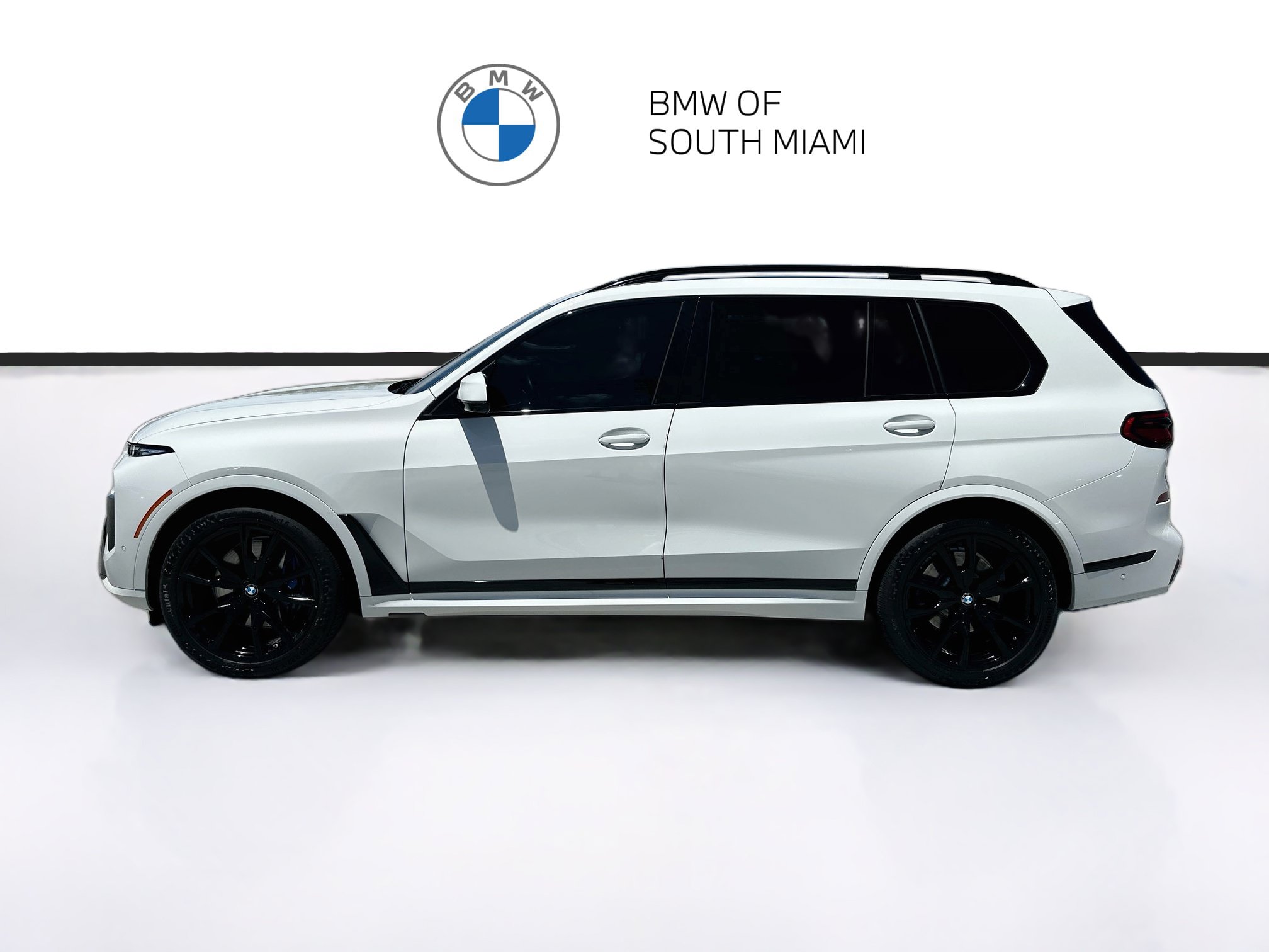 Certified 2025 BMW X7 xDrive40i w/ M Sport Package AWD/4WD image 4