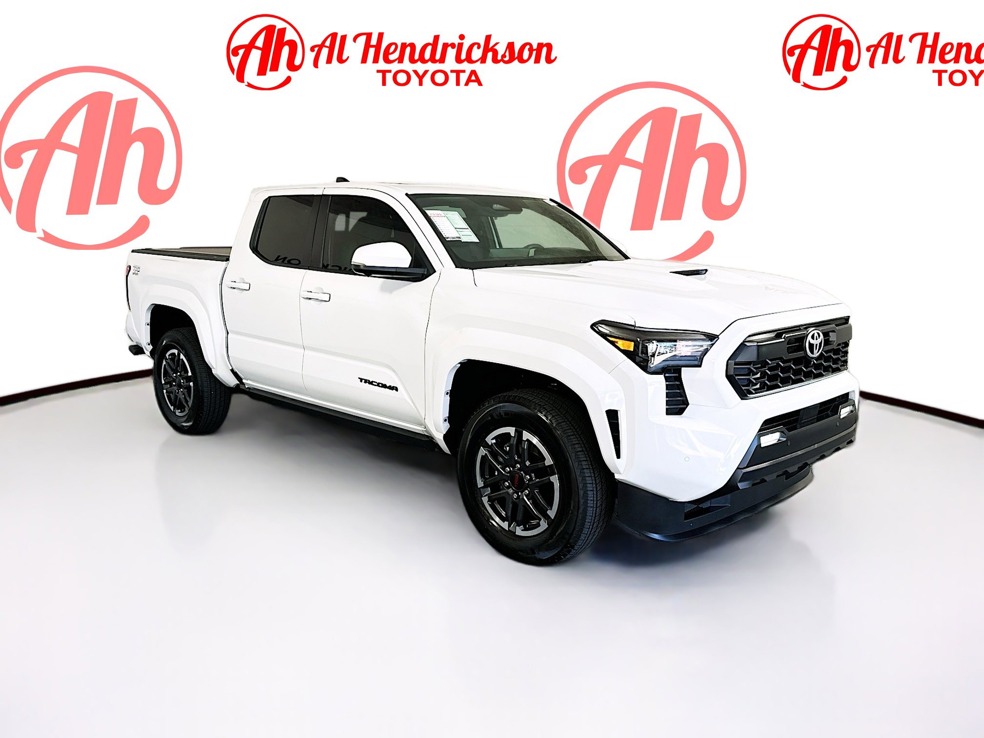 Used 2025 Toyota Tacoma TRD Sport image 1