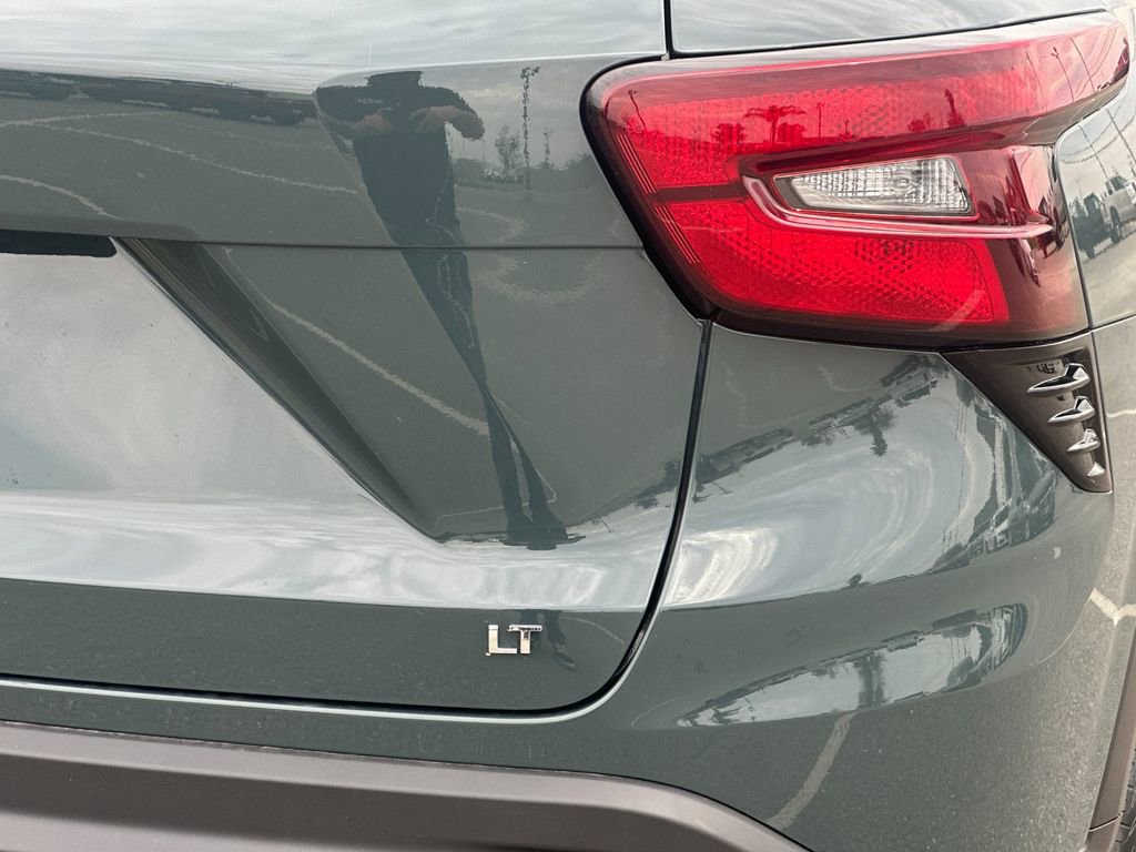 New 2026 Chevrolet Trax LT w/ LT Convenience Package image 25