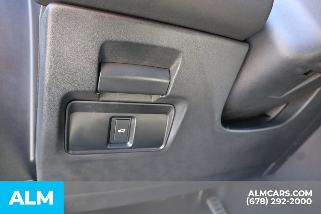 Used 2024 Land Rover Range Rover Evoque Dynamic SE image 15