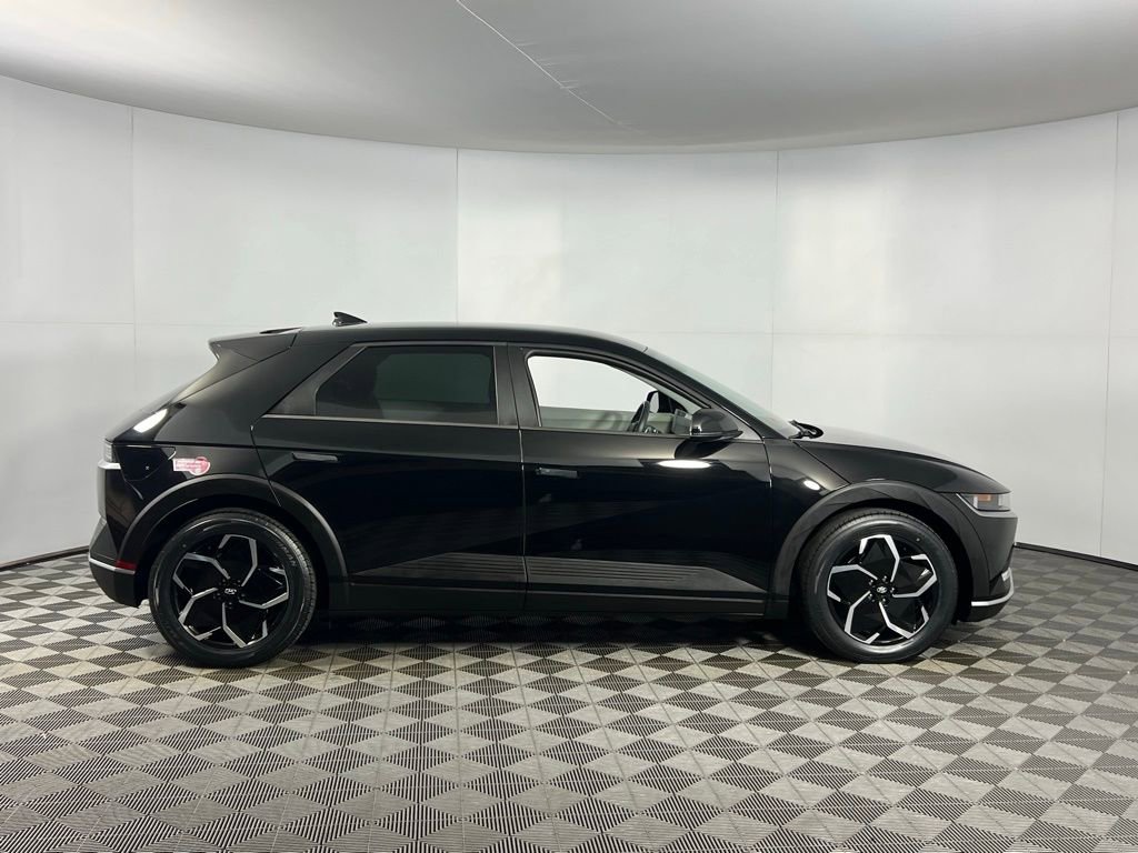 Used 2024 Hyundai Ioniq 5 SEL image 5