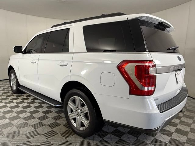 Used 2020 Ford Expedition XLT w/ Equipment Group 202A RWD image 6