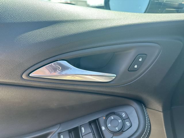 Used 2025 Buick Encore GX Preferred FWD image 45