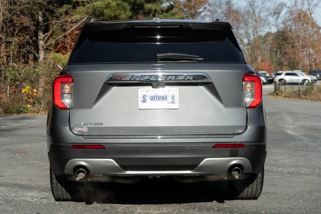 Used 2024 Ford Explorer Limited image 9
