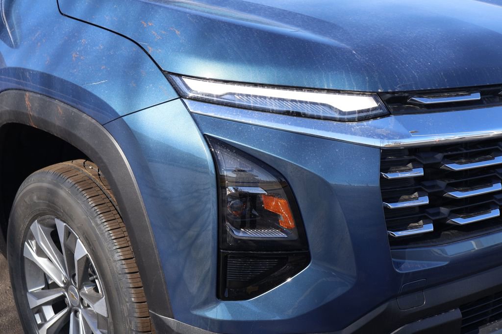 New 2026 Chevrolet Equinox LT w/ Convenience Package II image 3