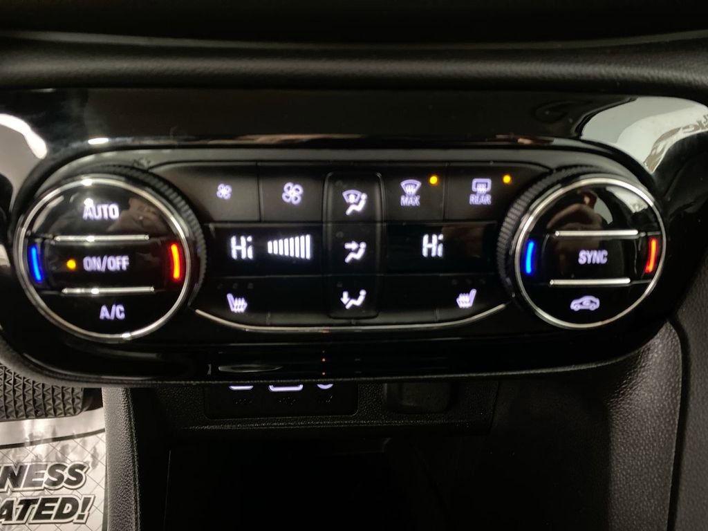 Certified 2023 Buick Encore GX Select image 18