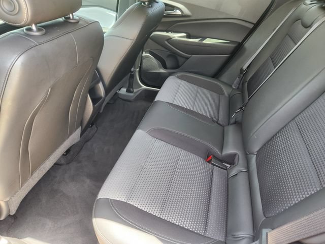 Used 2024 Chevrolet Trax LT FWD image 30