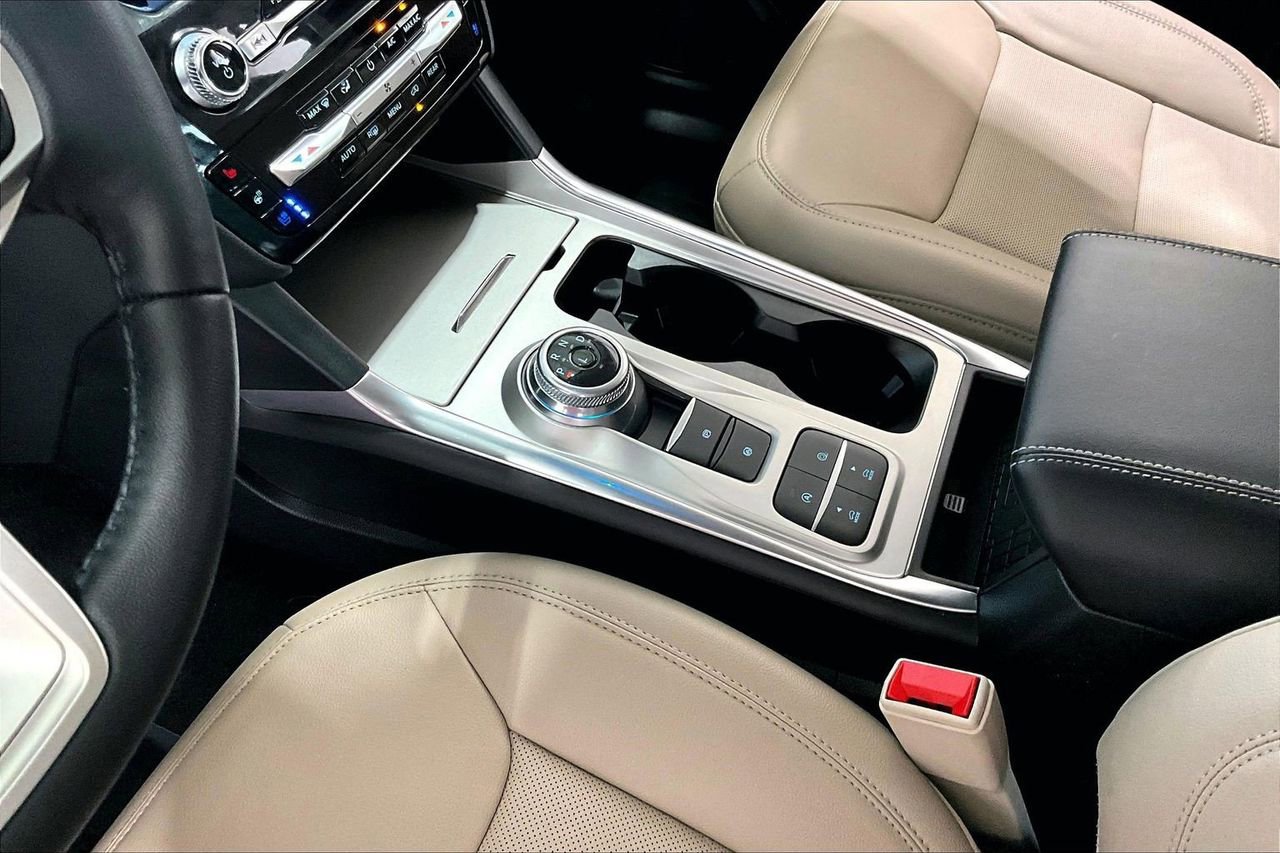 Certified 2024 Ford Explorer Limited w/ Limited Technology Package image 17