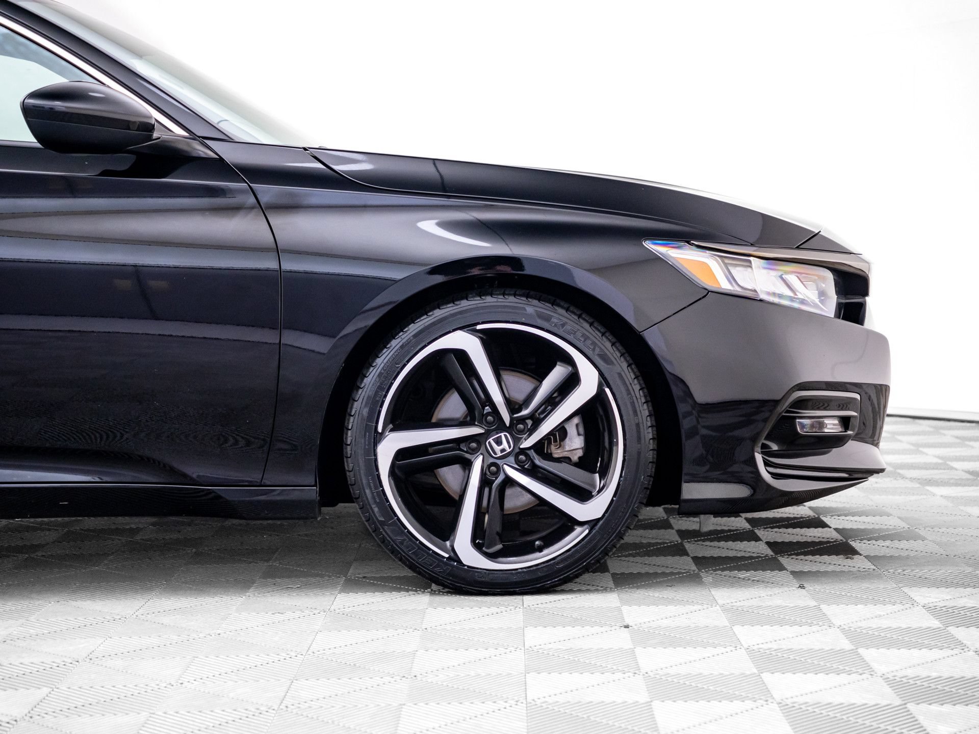 Used 2020 Honda Accord Sport image 32