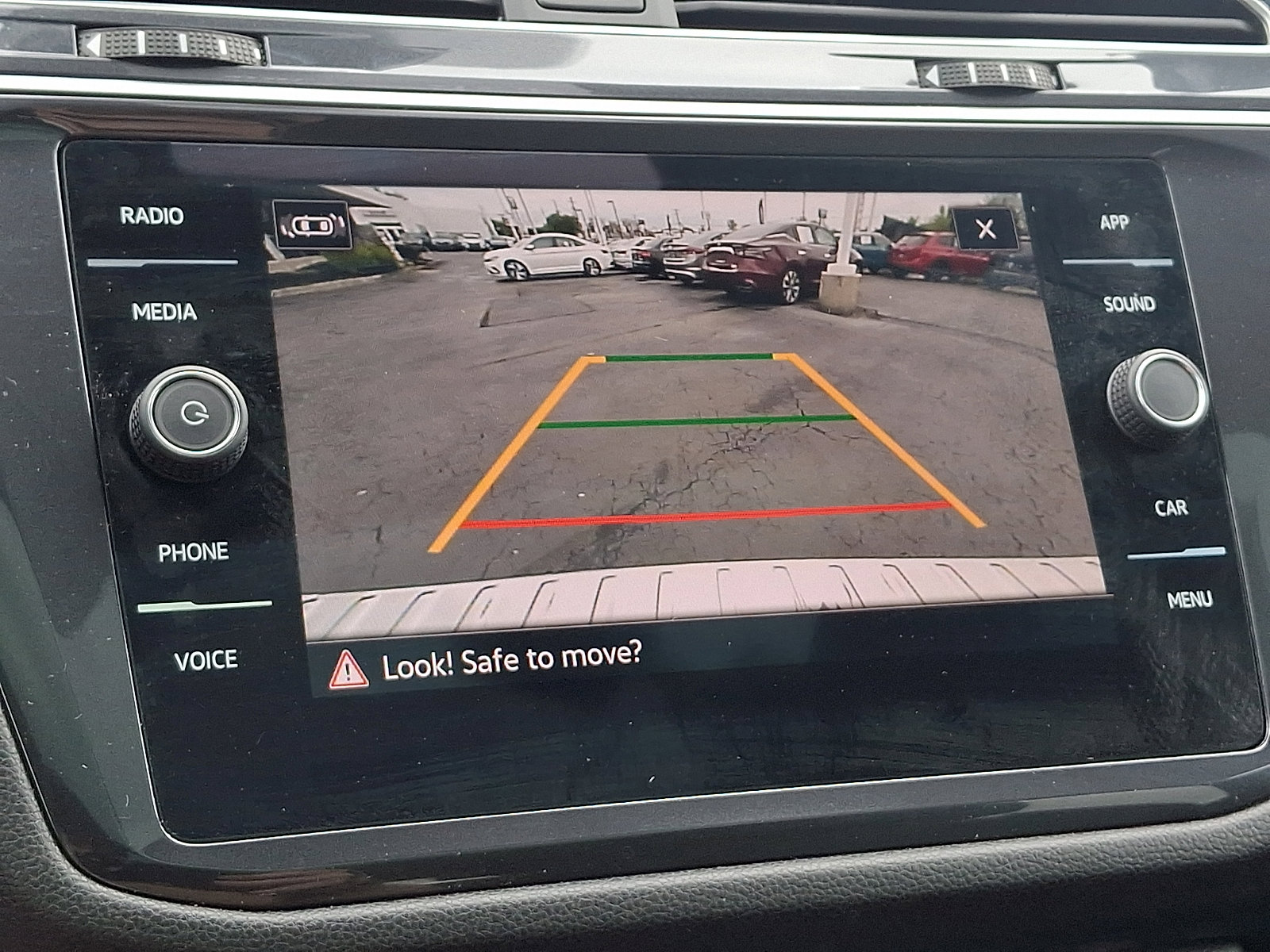 Certified 2024 Volkswagen Tiguan Wolfsburg Edition AWD/4WD image 18