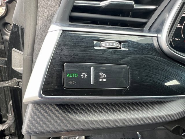 Certified 2024 Audi RS Q8 image 37