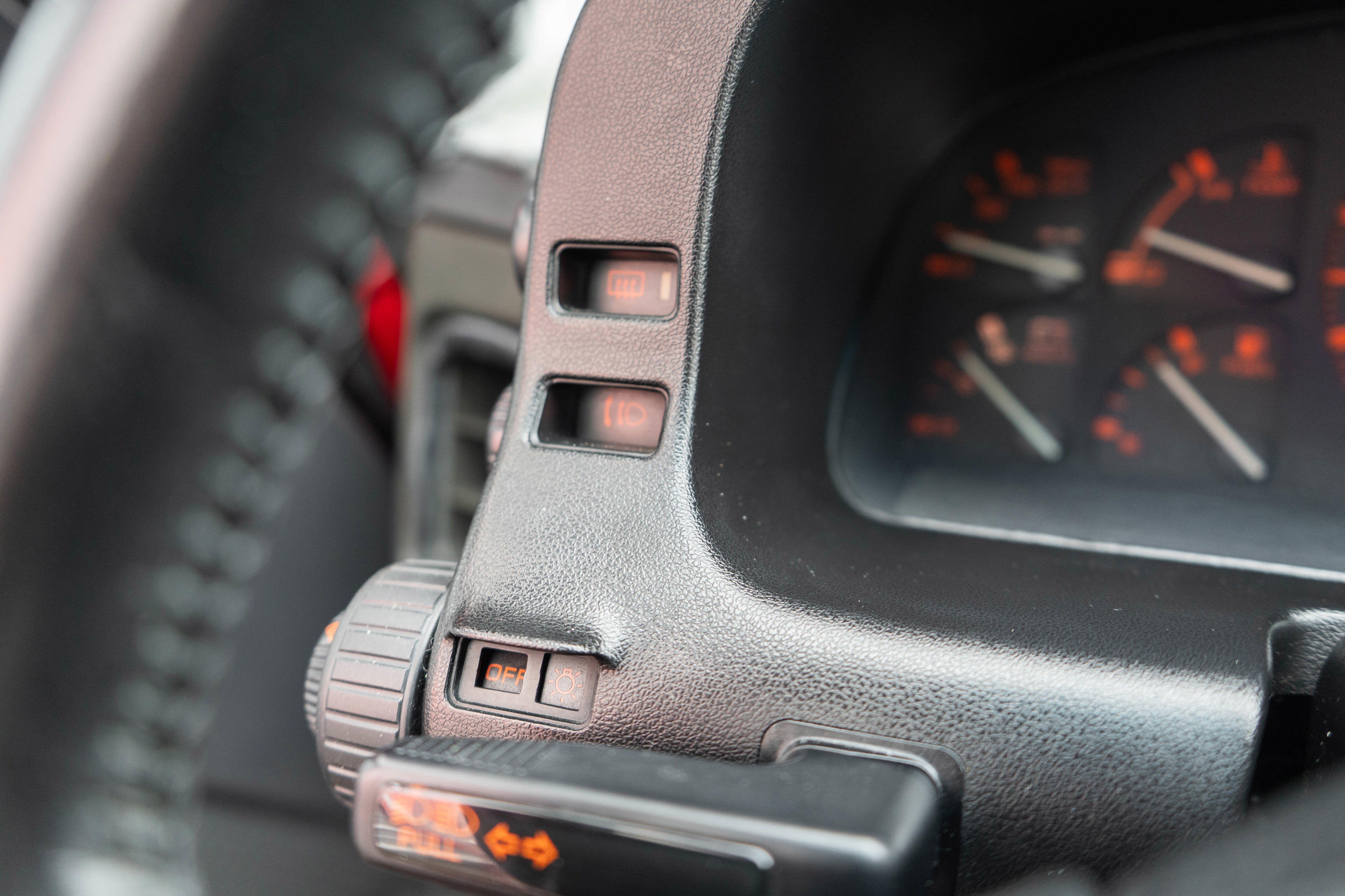 Used 1988 MAZDA RX-7 Convertible RWD image 18