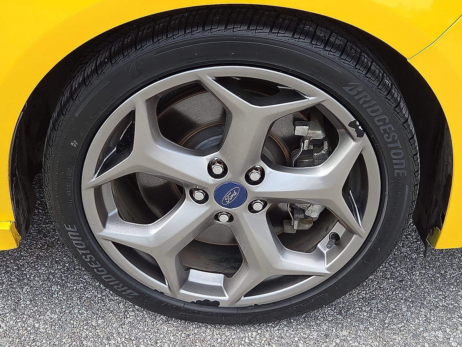 Used 2018 Ford Focus ST FWD image 7