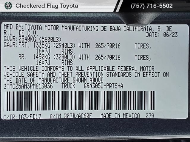 Used 2023 Toyota Tacoma TRD Off-Road w/ Technology Package AWD/4WD image 29