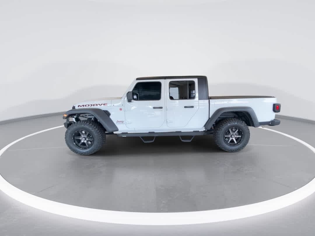 Used 2021 Jeep Gladiator Mojave AWD/4WD image 5