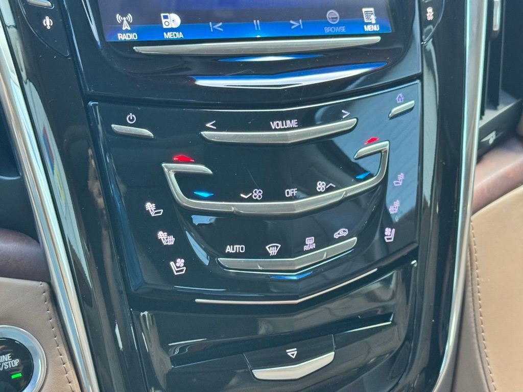 Used 2016 Cadillac Escalade Platinum AWD/4WD image 37