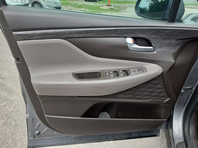 Used 2019 Hyundai Santa Fe SE FWD image 15