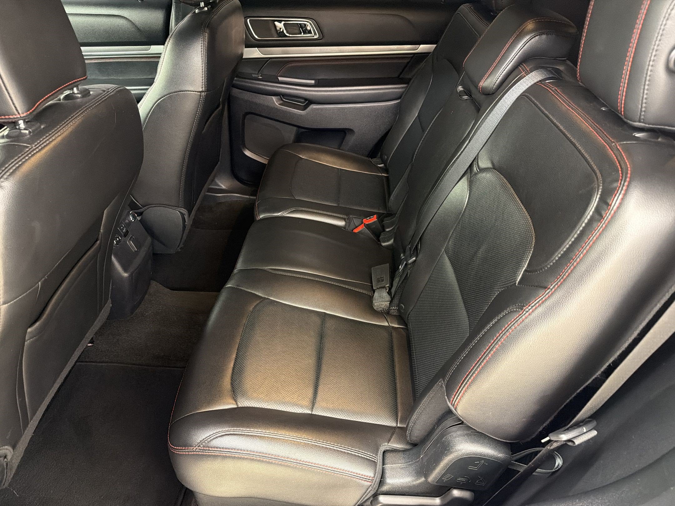 Used 2018 Ford Explorer Sport AWD/4WD image 20