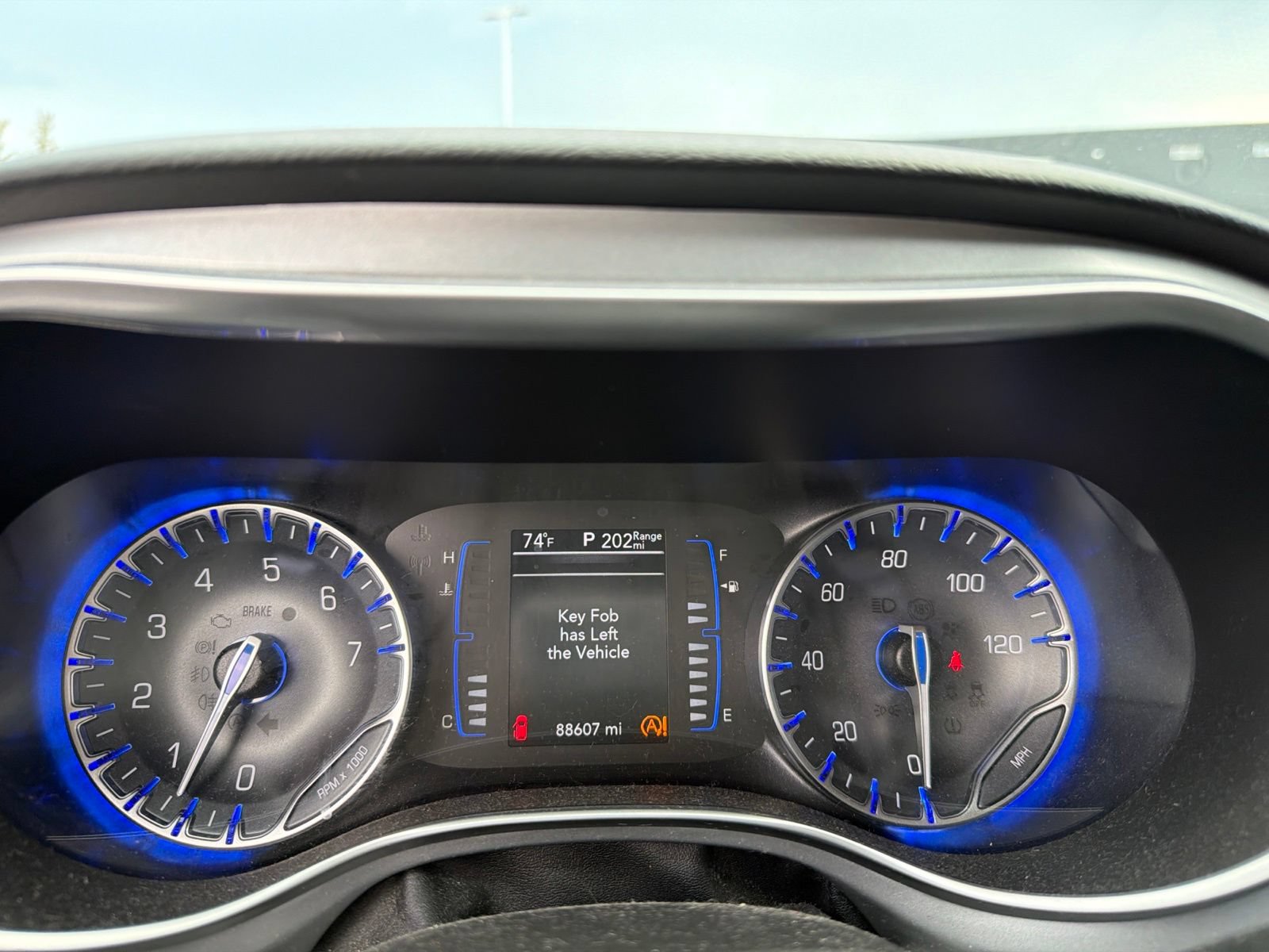 Used 2018 Chrysler Pacifica Touring Plus w/ S Appearance Package FWD image 13
