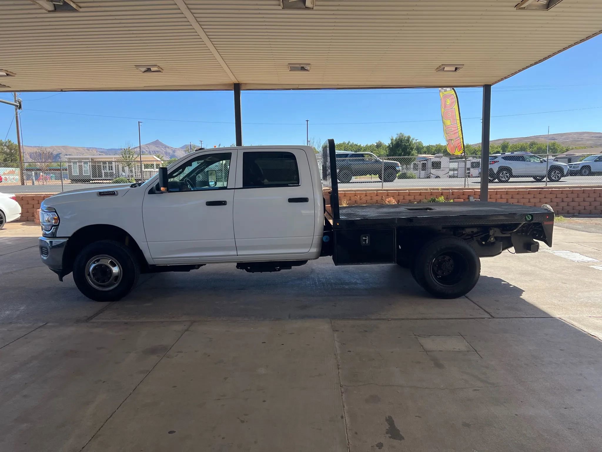 Used 2021 RAM 3500 Tradesman w/ Chrome Appearance Group image 8