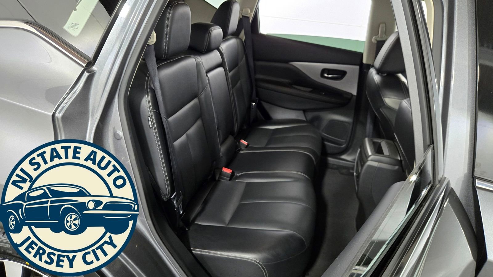 Used 2023 Nissan Murano SL image 32