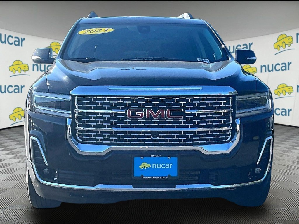 Used 2023 GMC Acadia Denali w/ Denali Ultimate Package AWD/4WD image 2