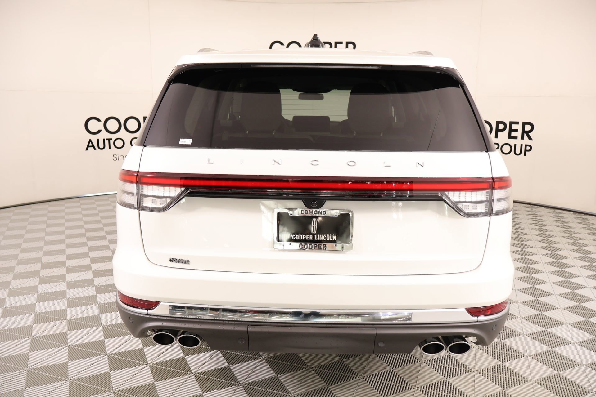 New 2026 Lincoln Aviator Reserve AWD/4WD image 23