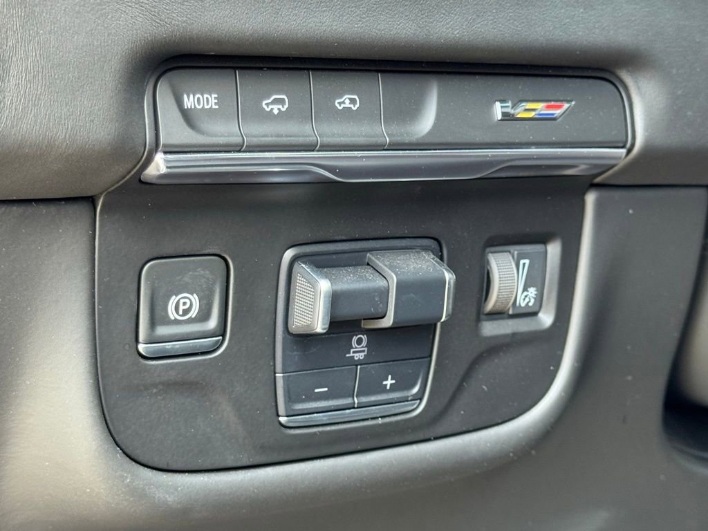 Used 2025 Cadillac Escalade V image 22
