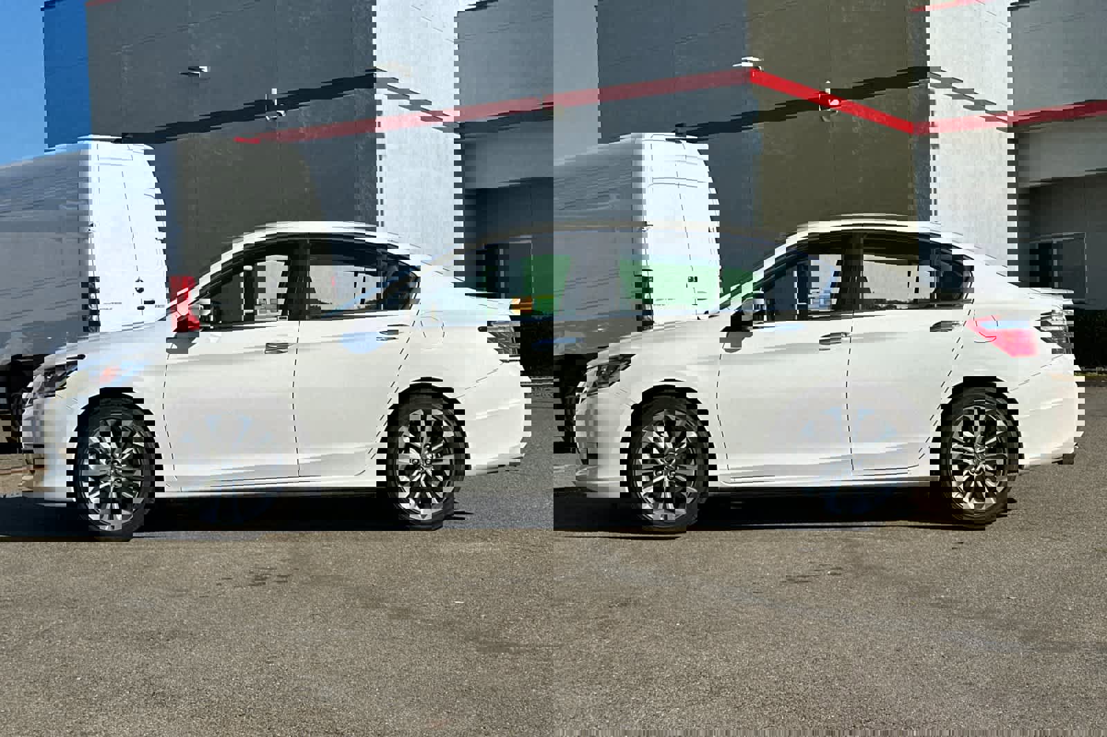 Used 2015 Honda Accord Sport image 9