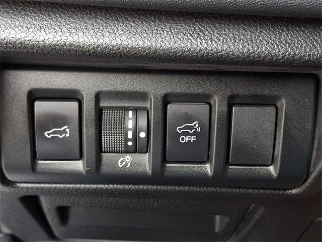 Used 2020 Subaru Outback Limited w/ Popular Package #2 image 27
