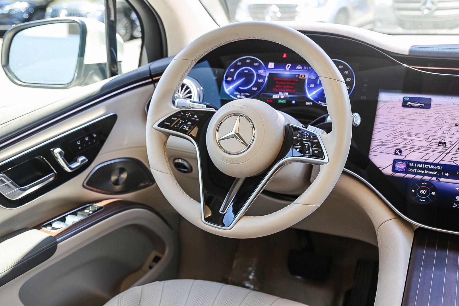 Used 2023 Mercedes-Benz EQS 580 4MATIC SUV image 13