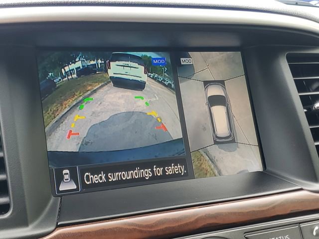 Used 2020 Nissan Pathfinder Platinum FWD image 26