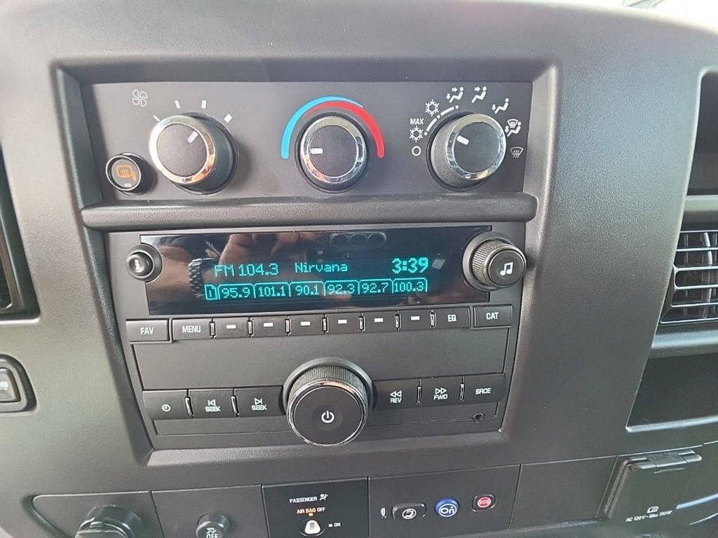 Used 2025 GMC Savana 2500 w/ Driver Convenience Package RWD image 13