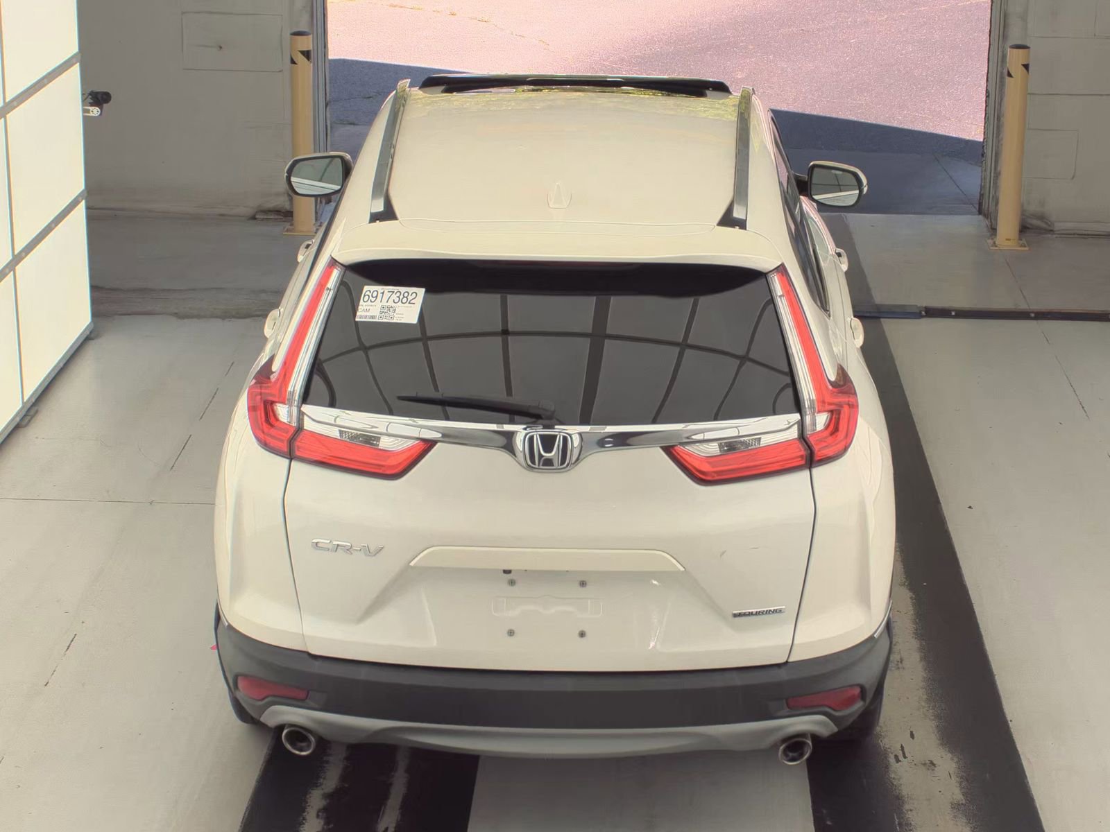 Used 2018 Honda CR-V Touring image 7