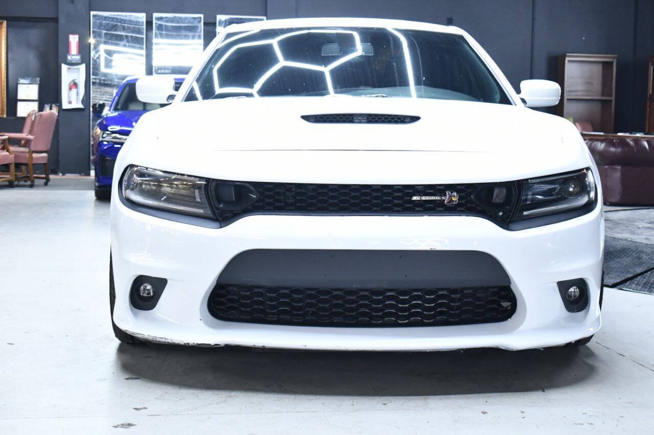 Used 2022 Dodge Charger Scat Pack RWD image 4