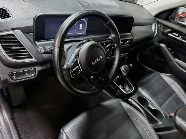 Certified 2024 Kia Seltos EX AWD/4WD image 9