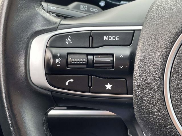 Used 2025 Kia Sportage EX w/ Premium Package image 21