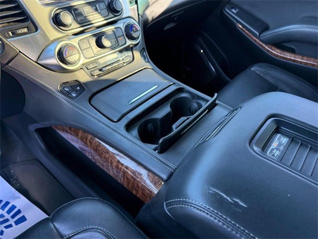 Used 2020 Chevrolet Suburban Premier image 29