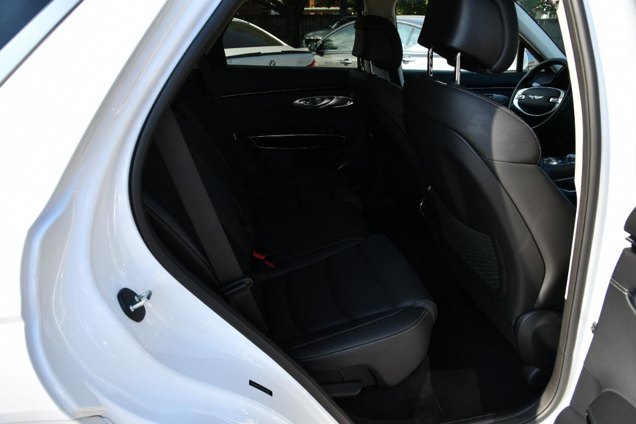 Used 2025 Genesis GV70 2.5T image 25