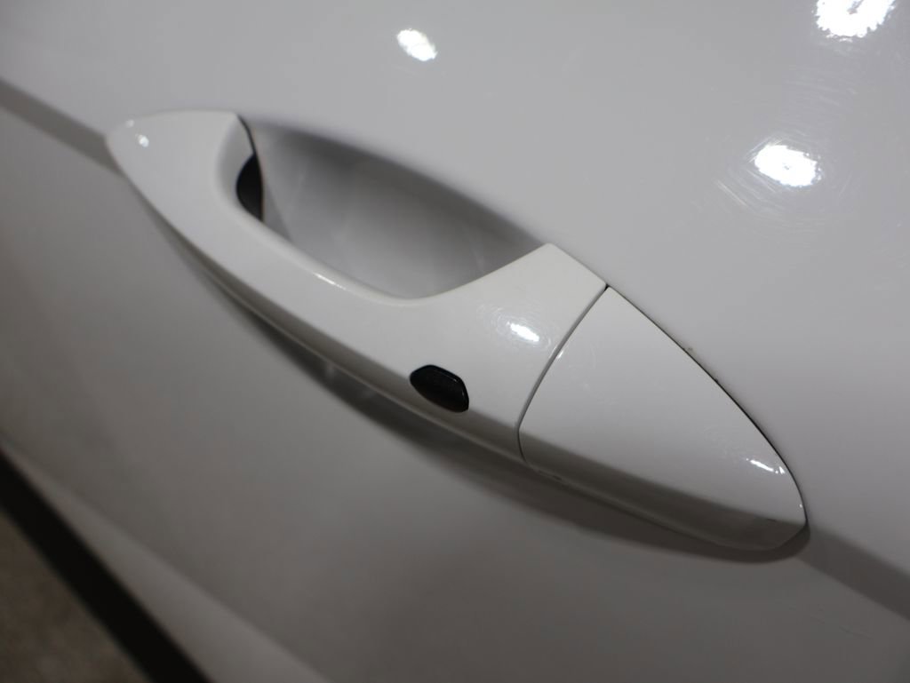 Used 2025 Hyundai Kona SEL image 9