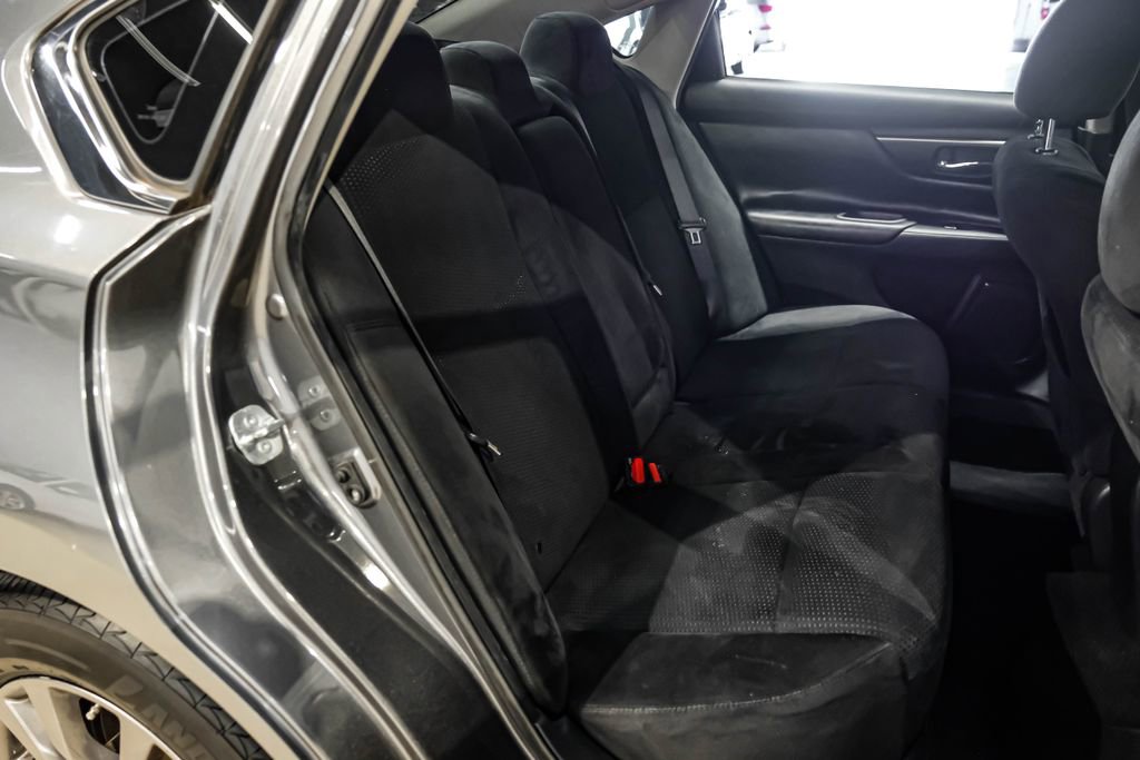 Used 2015 Nissan Altima 2.5 S w/ Special Edition Package FWD image 33