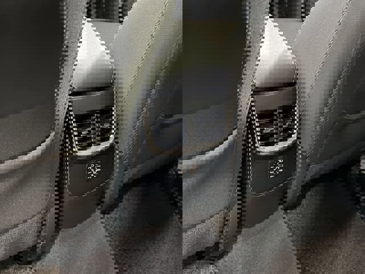 Used 2024 Subaru Outback Premium image 13