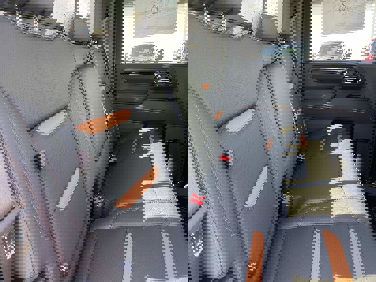 New 2026 GMC Sierra 2500 AT4 w/ AT4 Premium Plus Package image 25